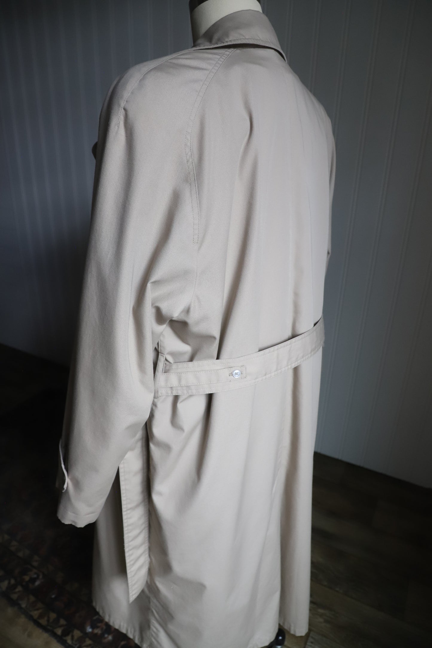 Vintage Towne trench coat size 12