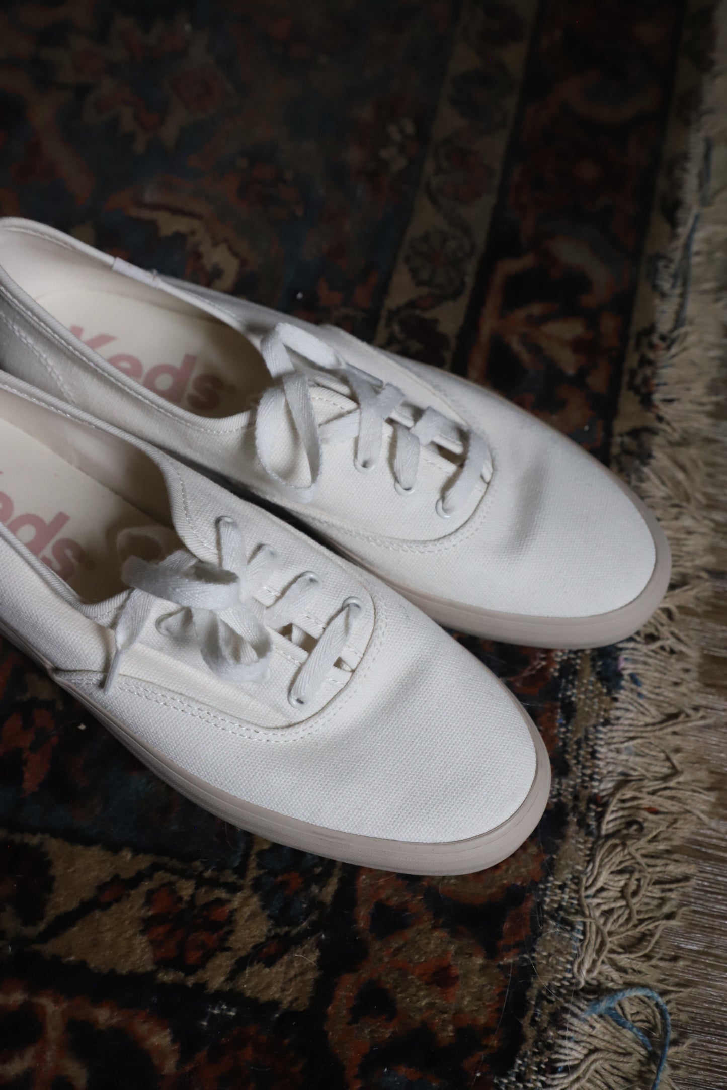 Cream Canvas Ked sneakers size 9