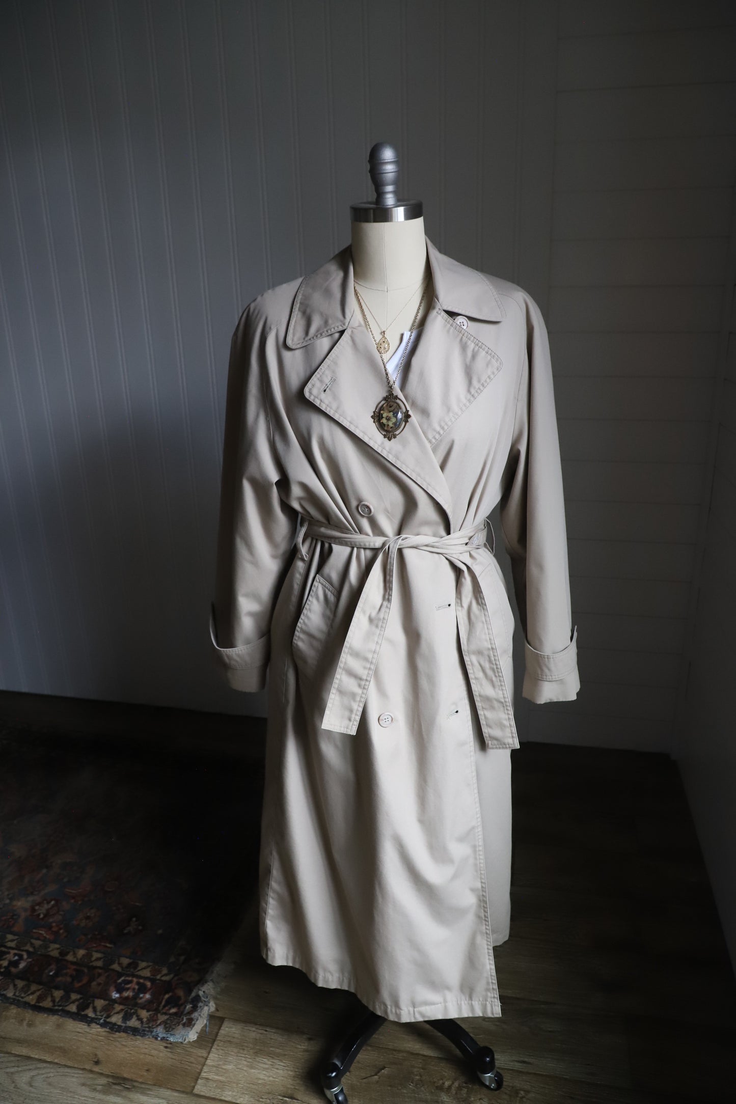 Vintage Towne trench coat size 12