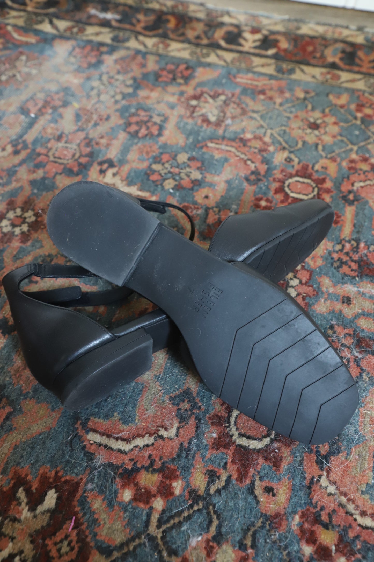 Eileen Fisher Sue leather flats size 7