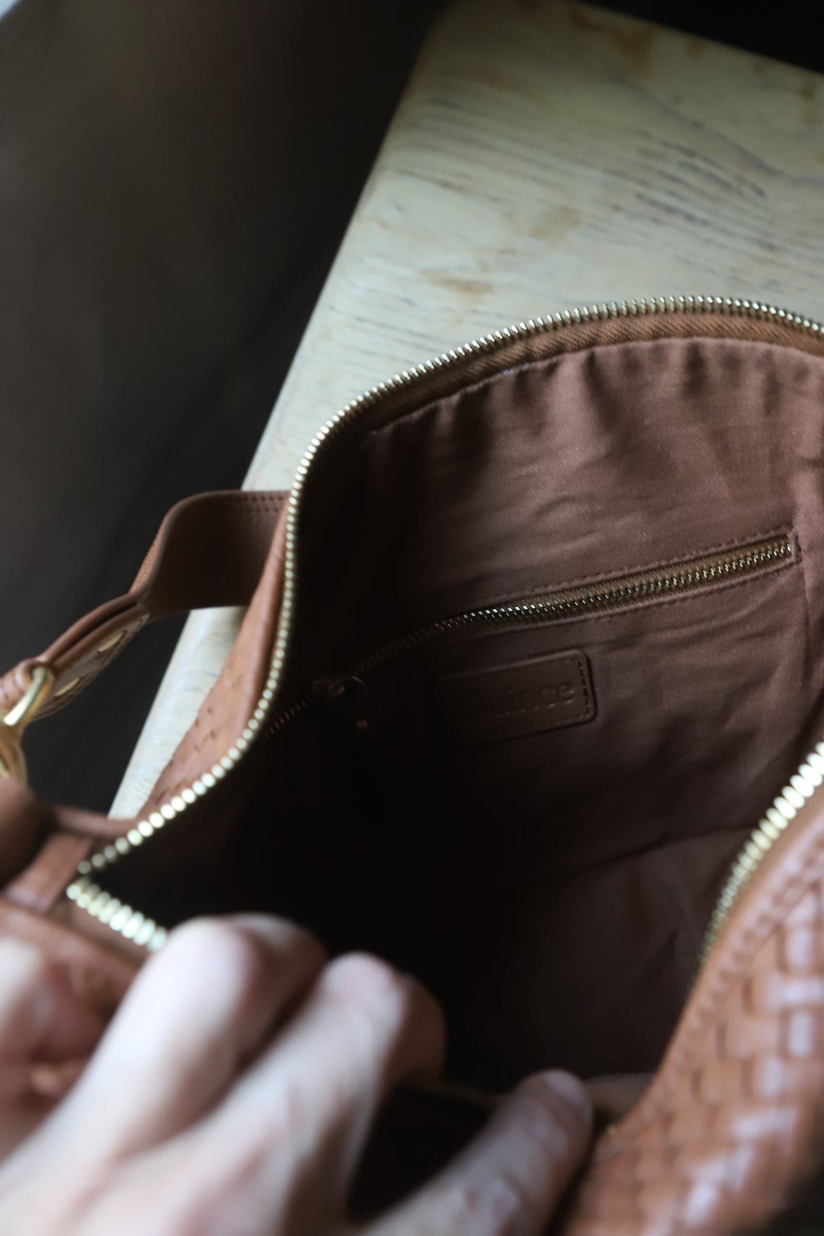Quince woven shoulder bag
