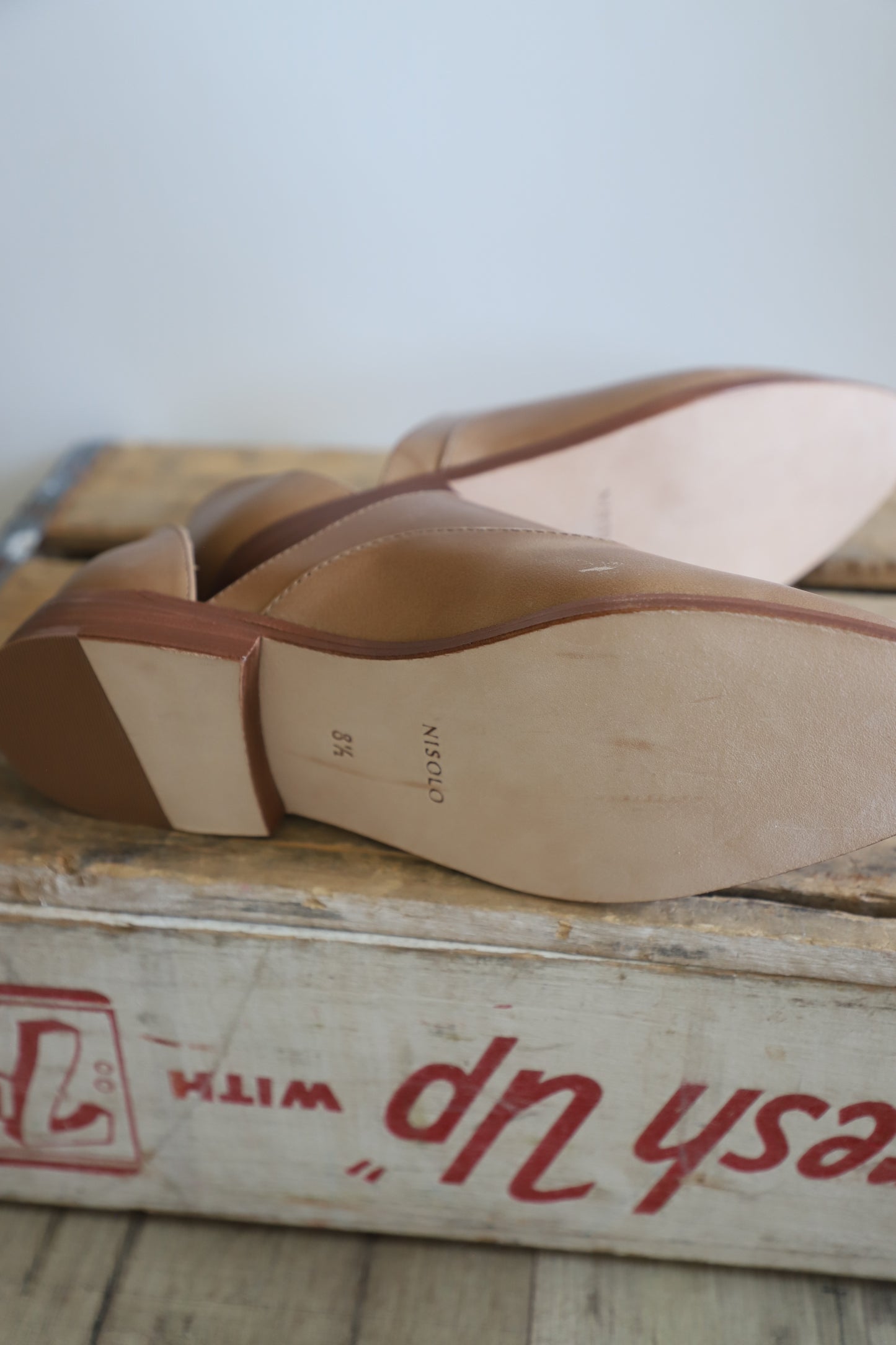 In box Nisolo oxfords size 8.5