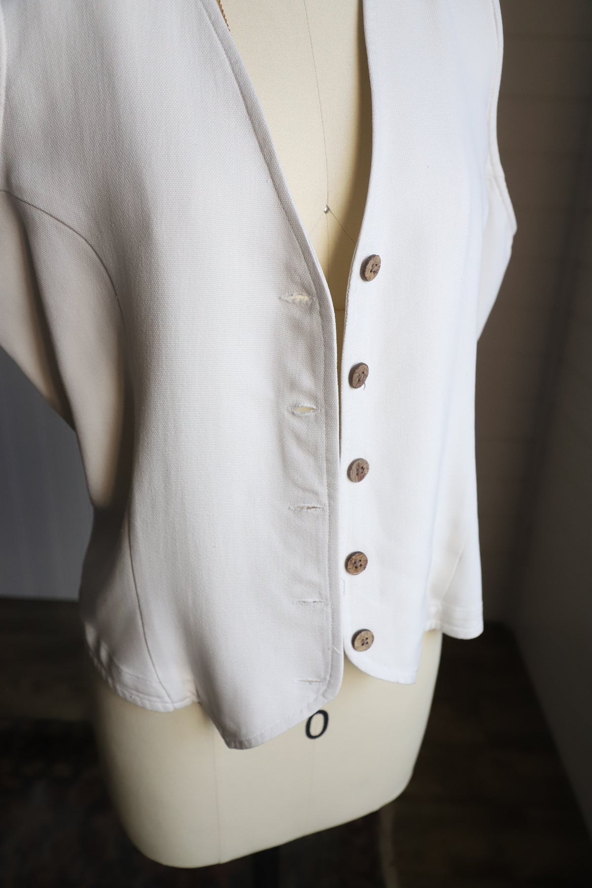 Vintage 90’s silk vest size M