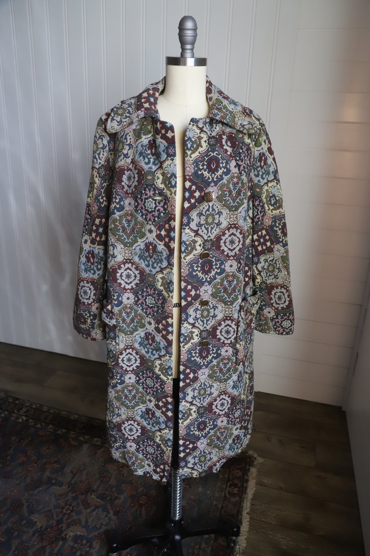 Vintage Fashionbilt tapestry coat