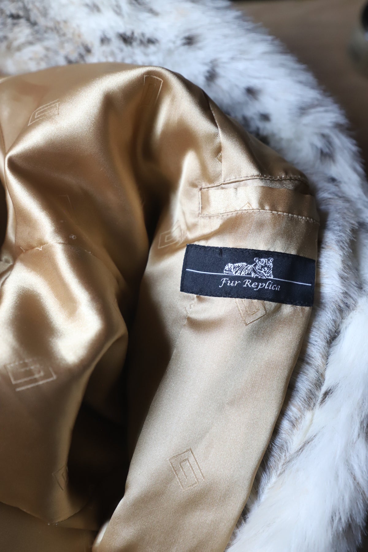 Vintage Pamela McCoy faux fur maxi coat size M