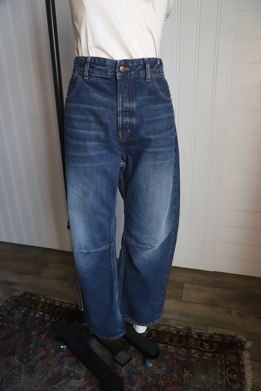 Madewell darted Barrel leg denim size 28