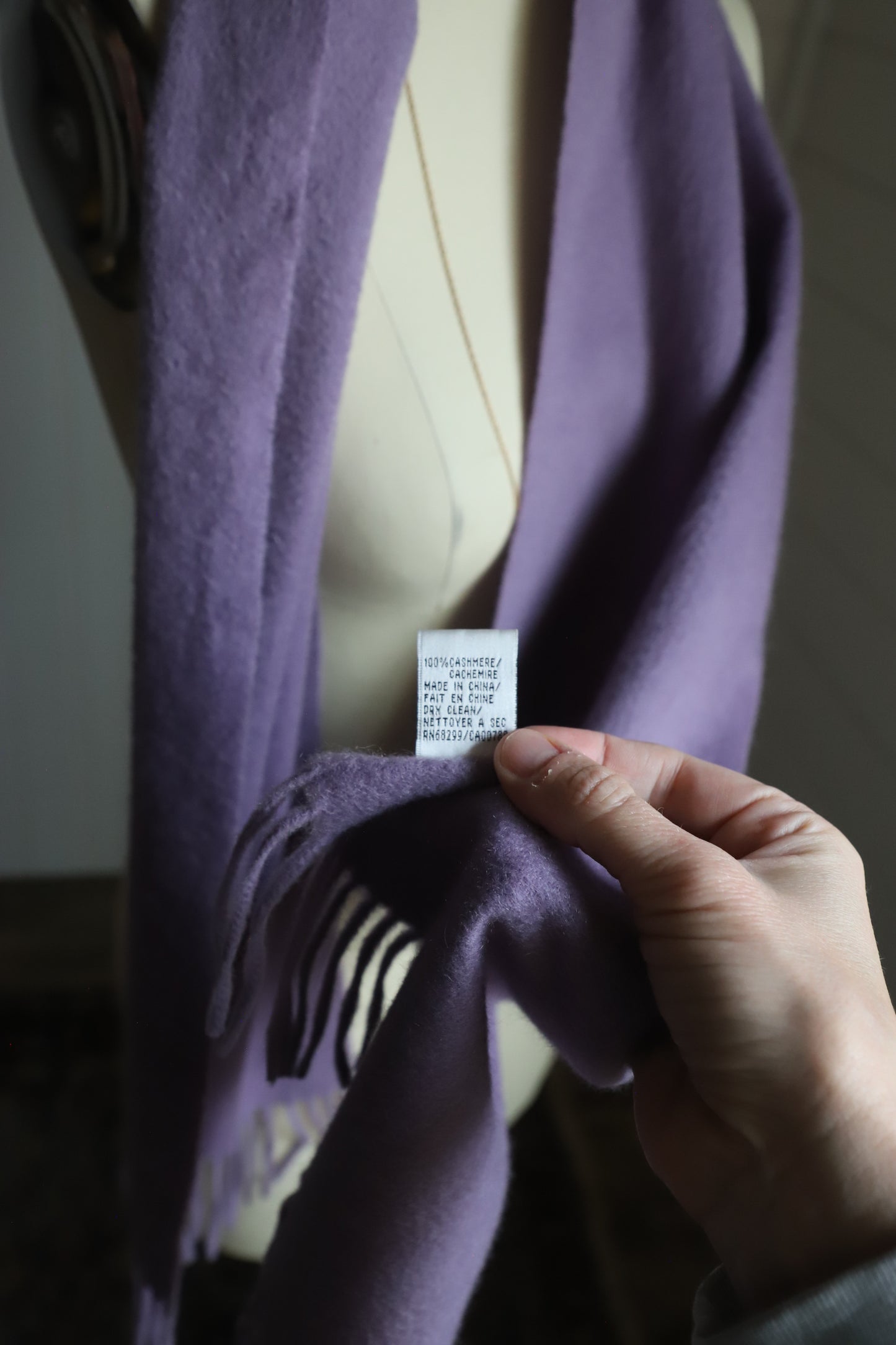 Portolano 100% cashmere scarf (one hole)