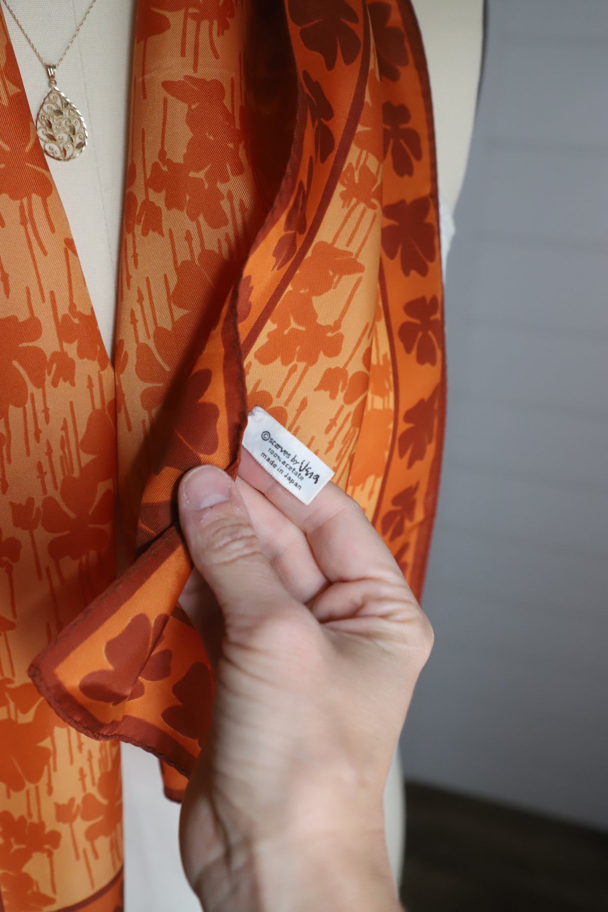 Long vintage Vera 1970’s scarf