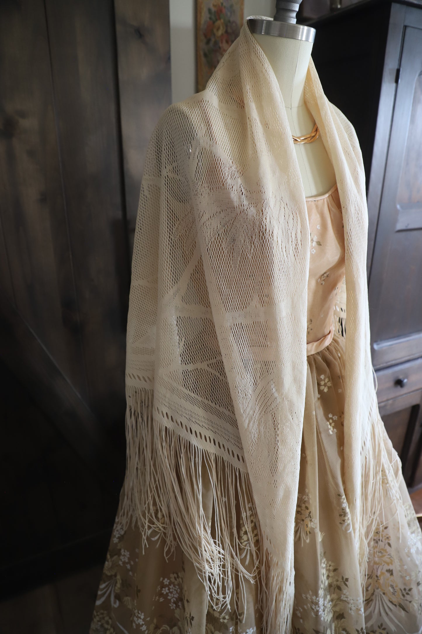 Vintage 1960’s bird shawl