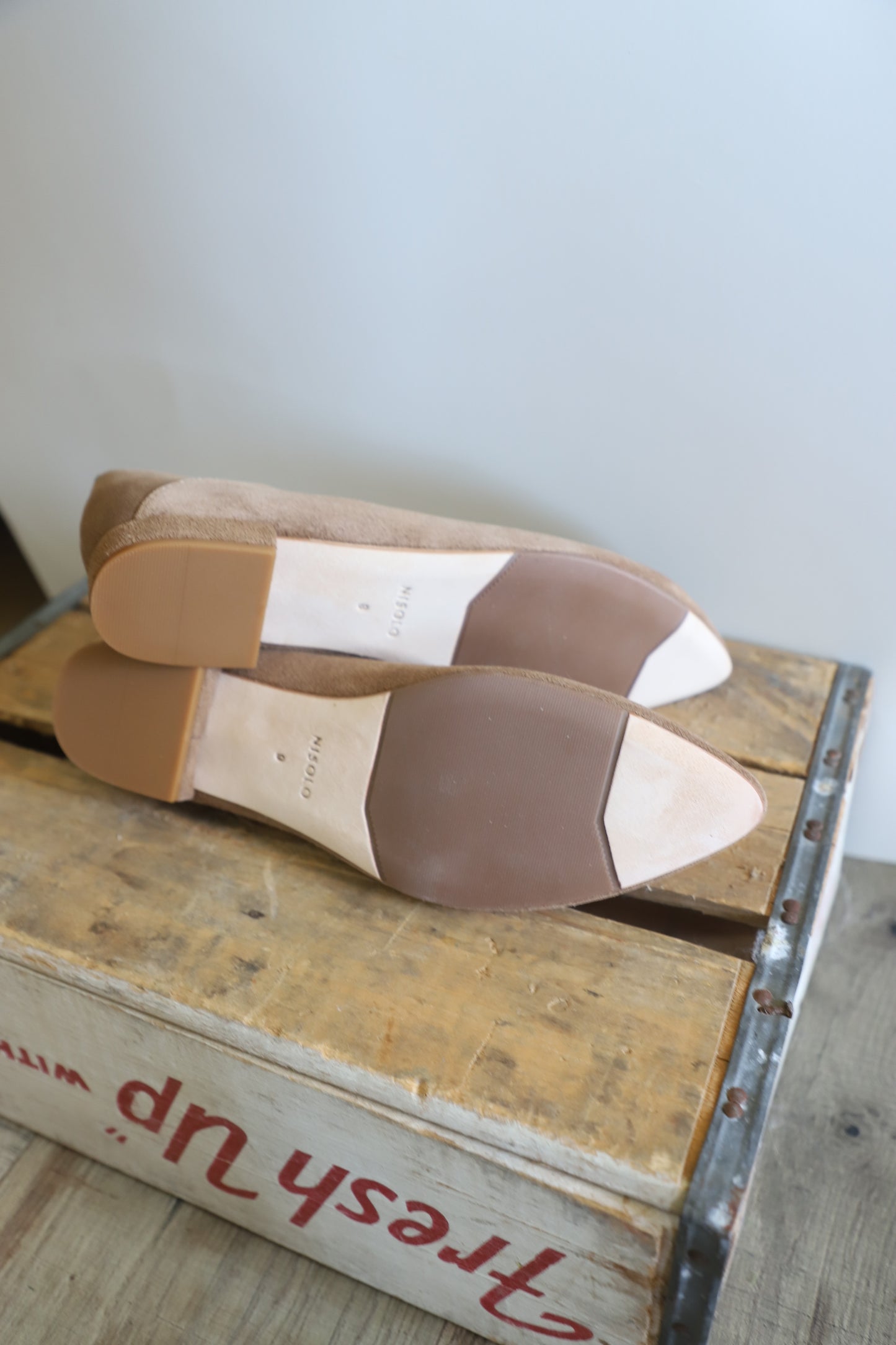 Nisolo suede flats size 9
