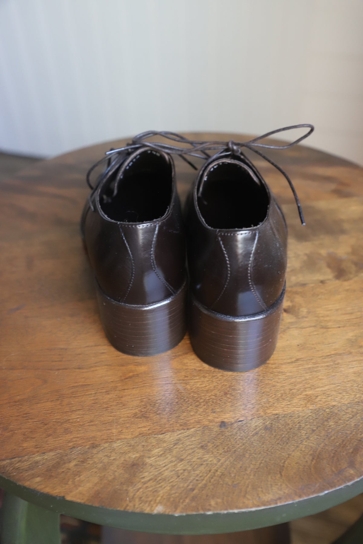 Vintage Cole Haan heeled oxfords