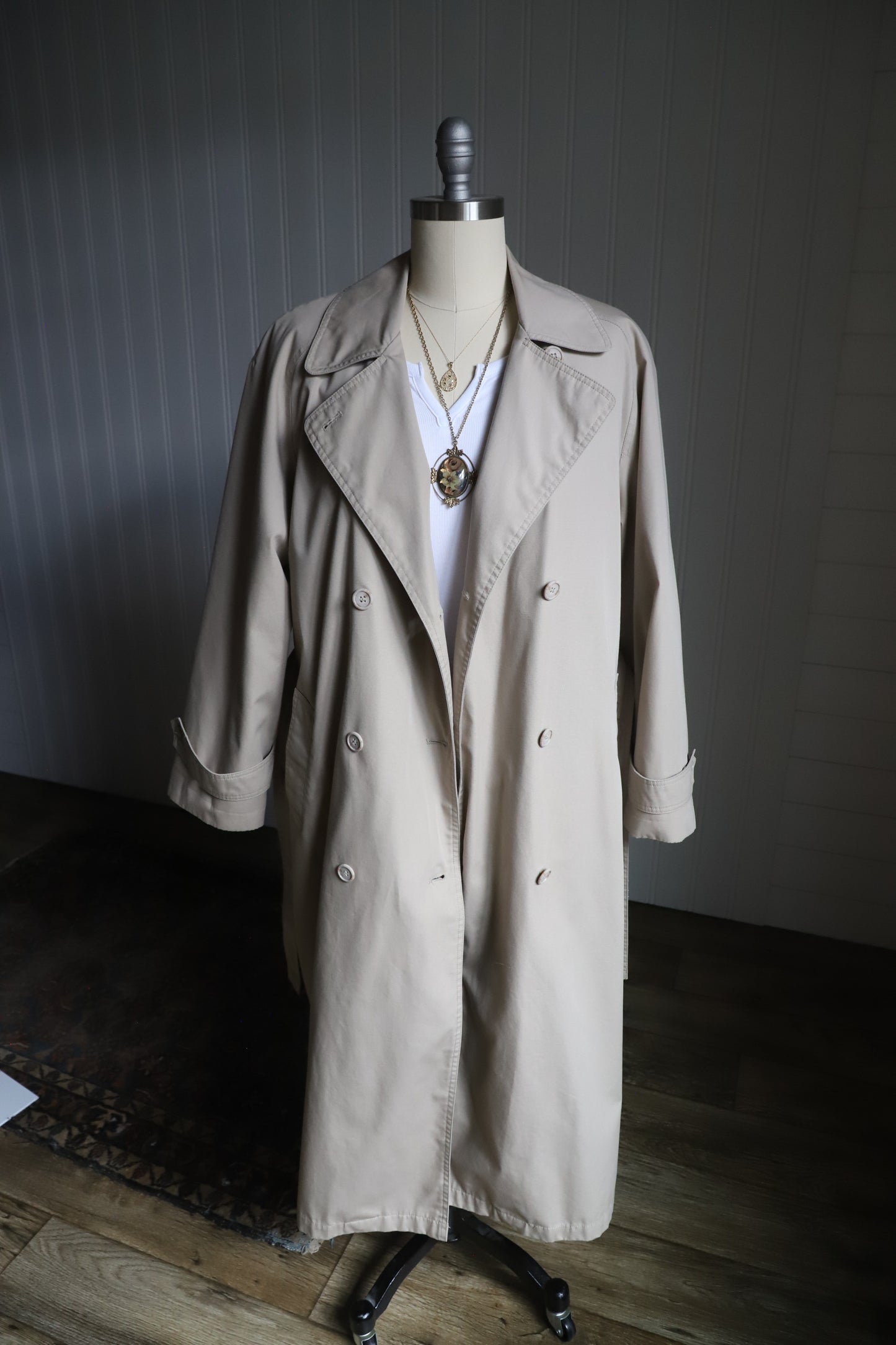 Vintage Towne trench coat size 12