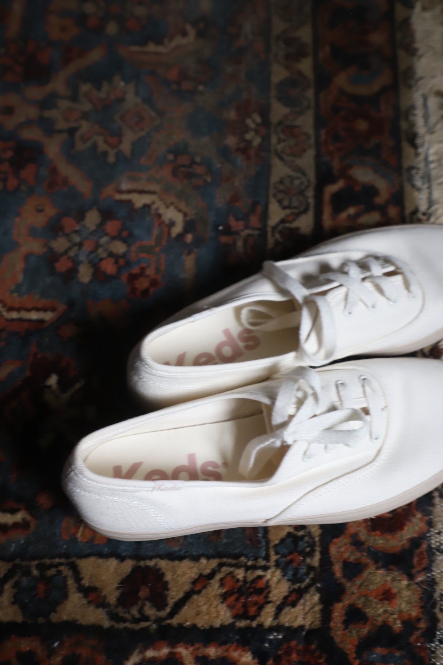 Cream Canvas Ked sneakers size 9