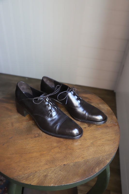 Vintage Cole Haan heeled oxfords