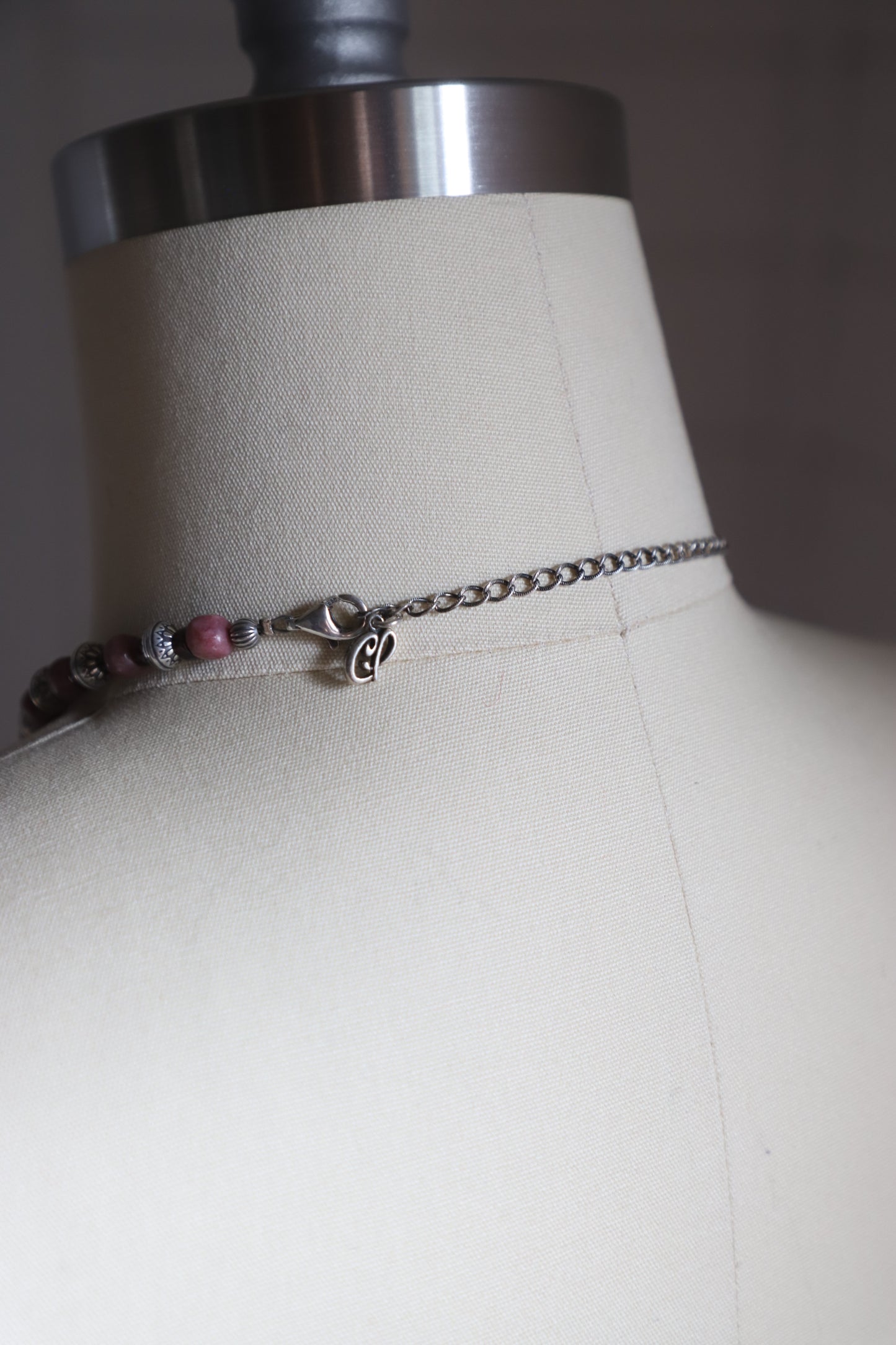 Vintage Carolyn Pollack Sterling+rhodolite Rose necklace