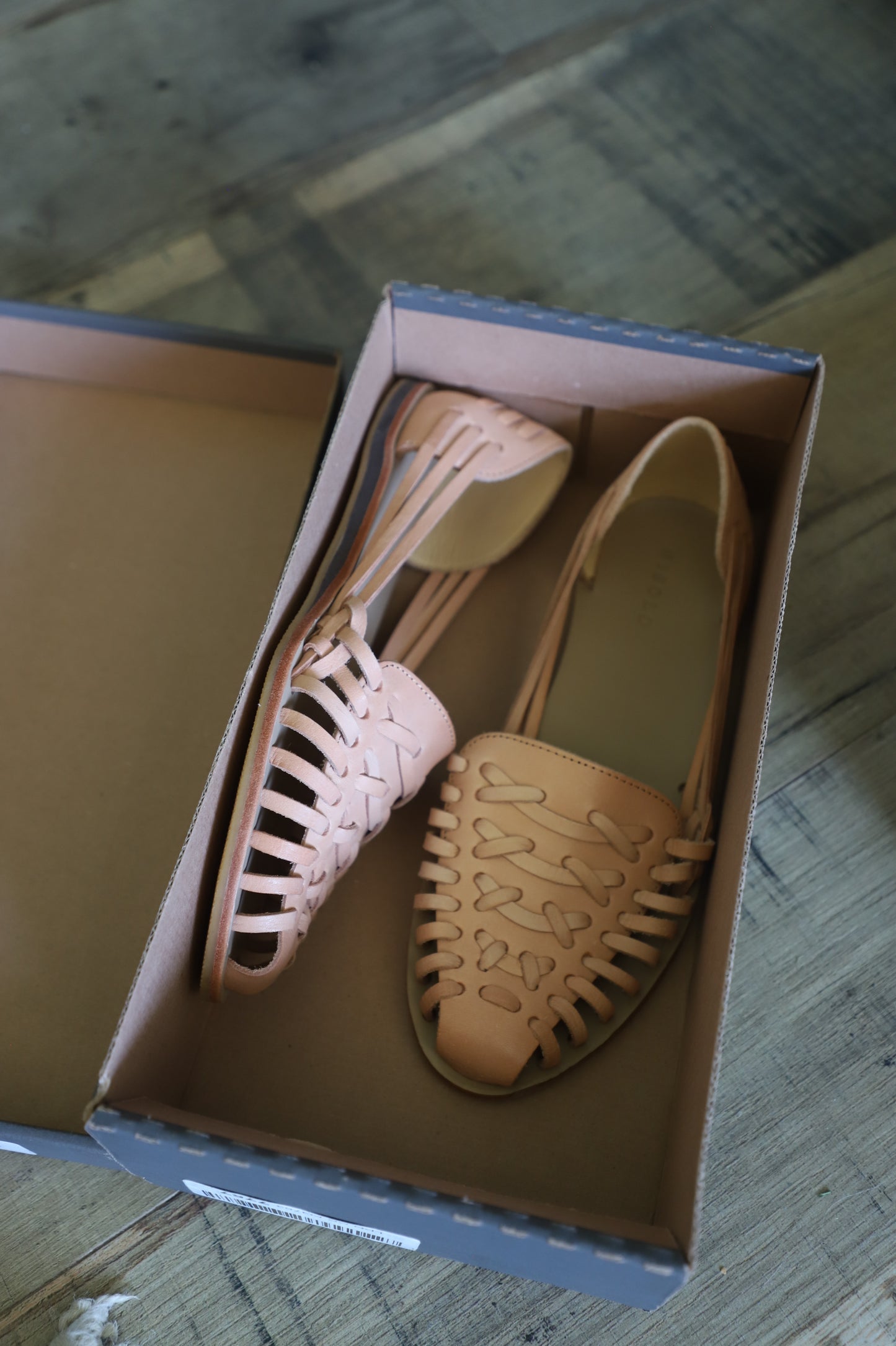 Nisolo Haurache sandals size 9.5