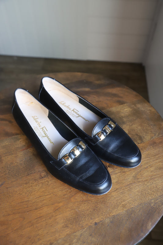 Vintage Salvatore Ferragamo flats