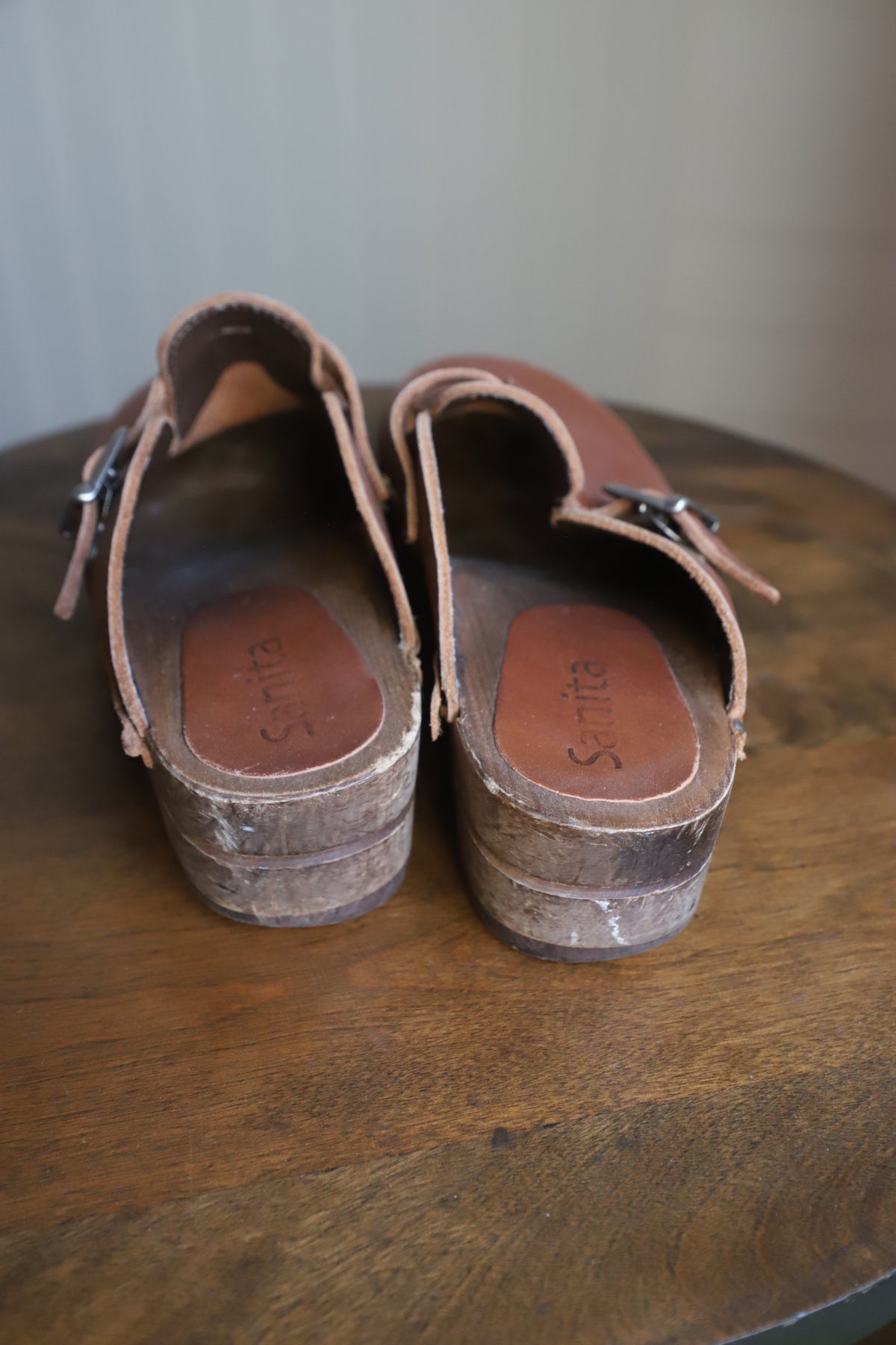 Sanita leather clogs size 40