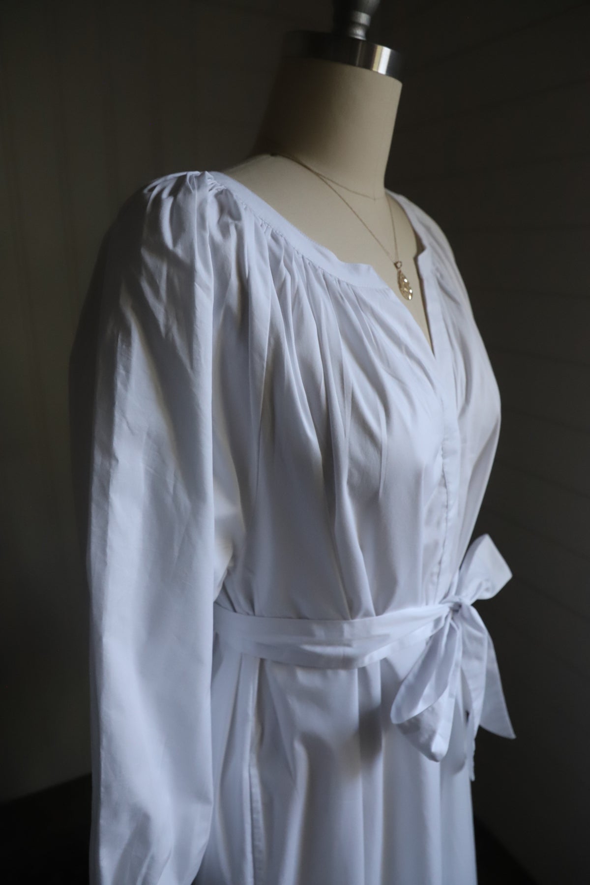 Lake dress size Large