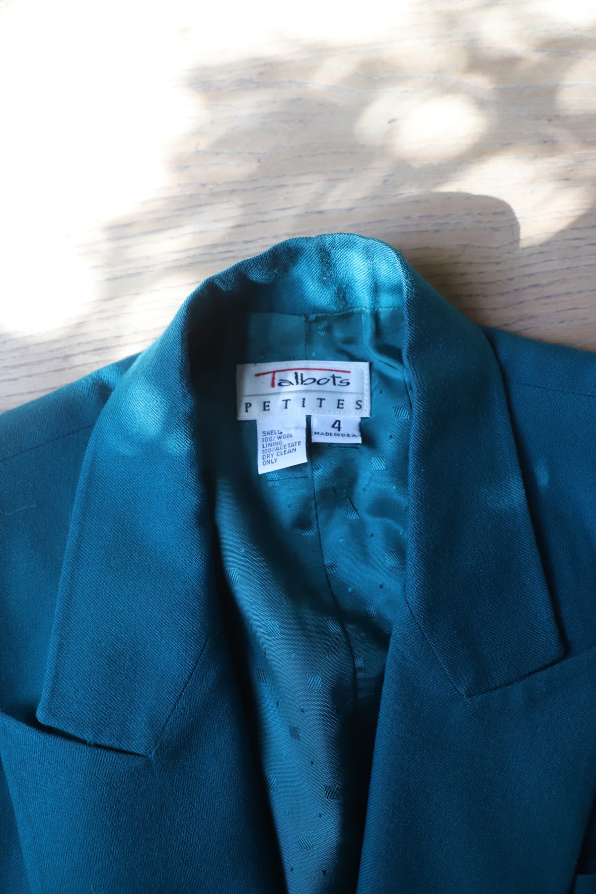 Vintage Talbots 100% wool blazer size 4Petite