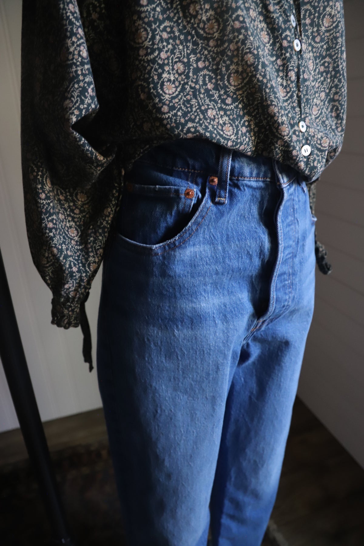 Levi Ribcage Straight Ankle denim size 31
