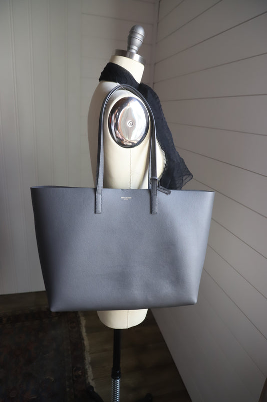 Saint Laurent Tote bag in Storm