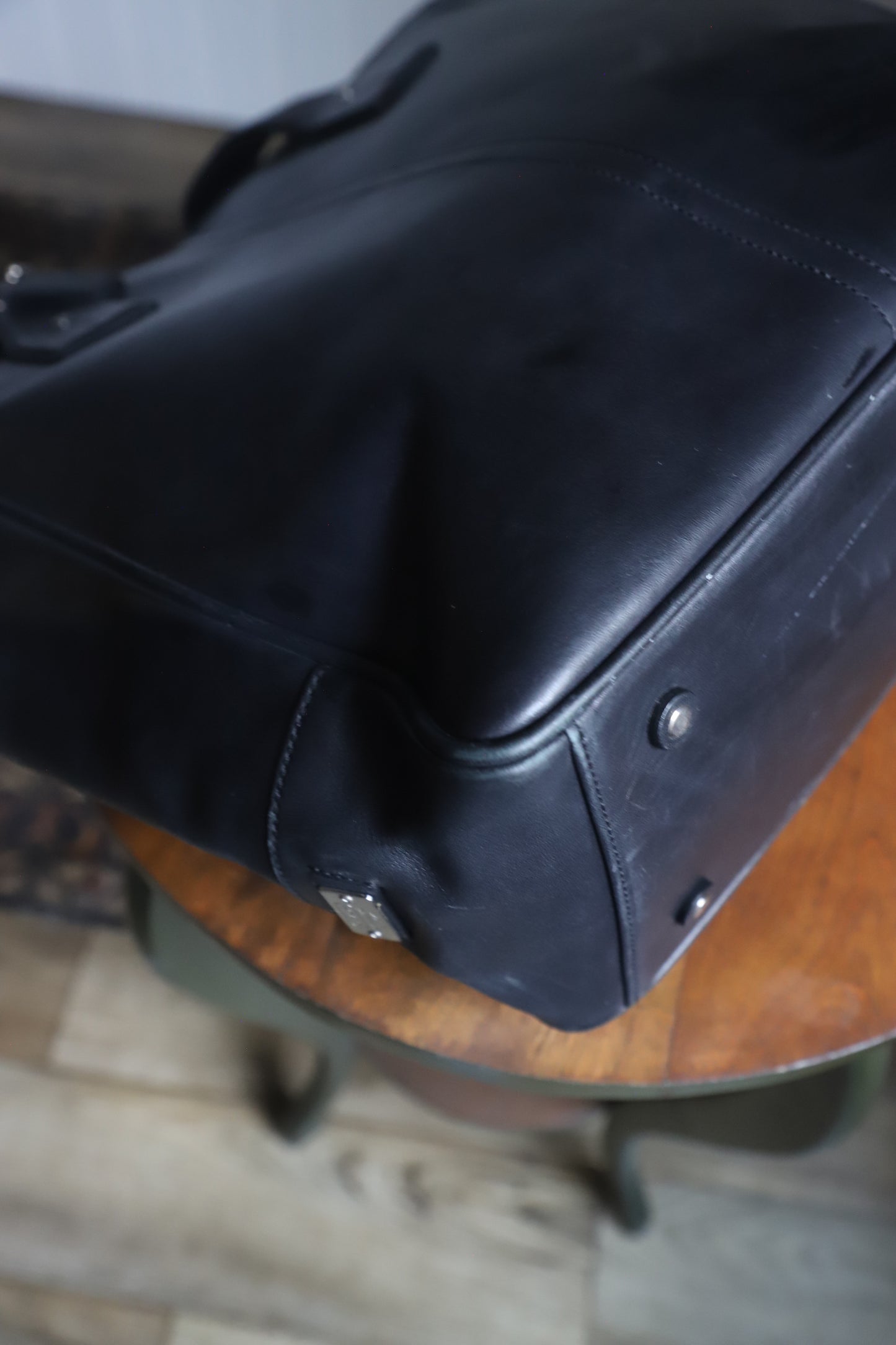 Y2K 04 Leather Coach tote bag