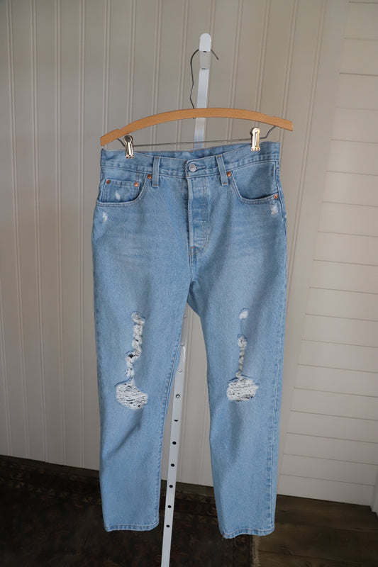Levi’s 501 size 29
