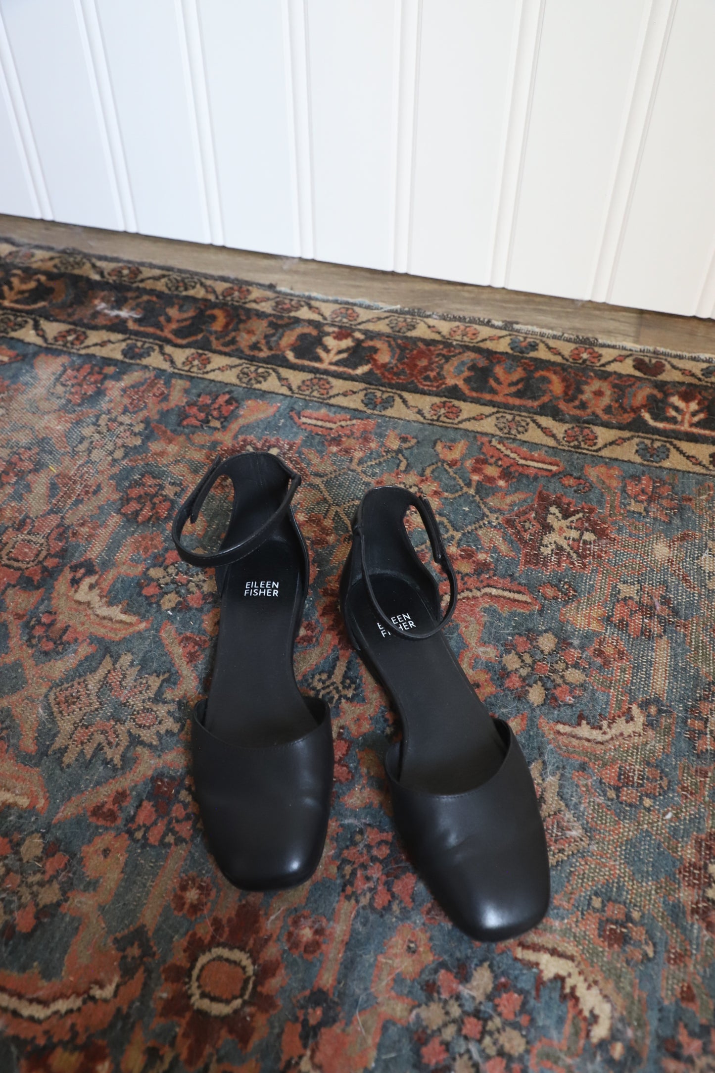 Eileen Fisher Sue leather flats size 7