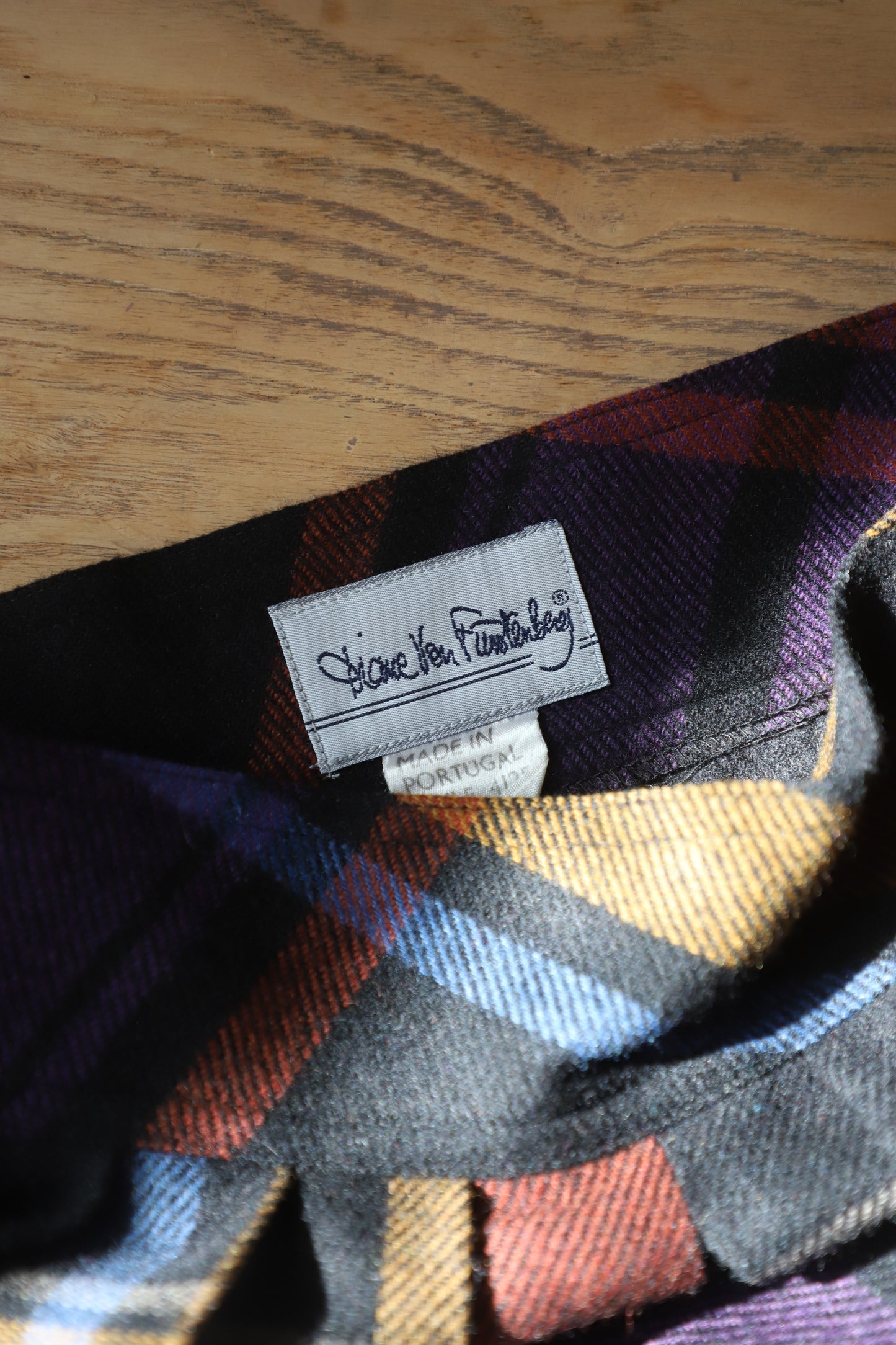 Vintage Diane Von Furstenberg wool blend skirt (see description for sizing)