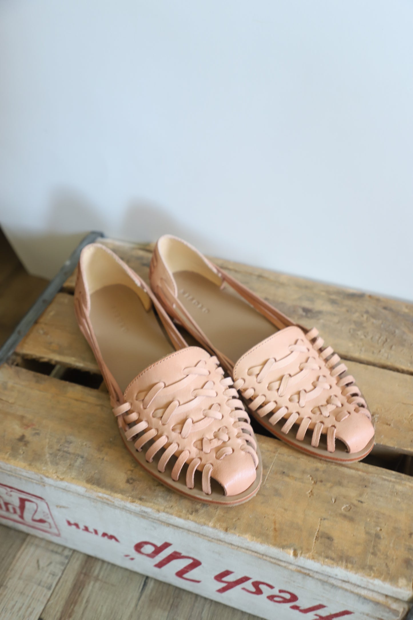 Nisolo Haurache sandals size 9.5