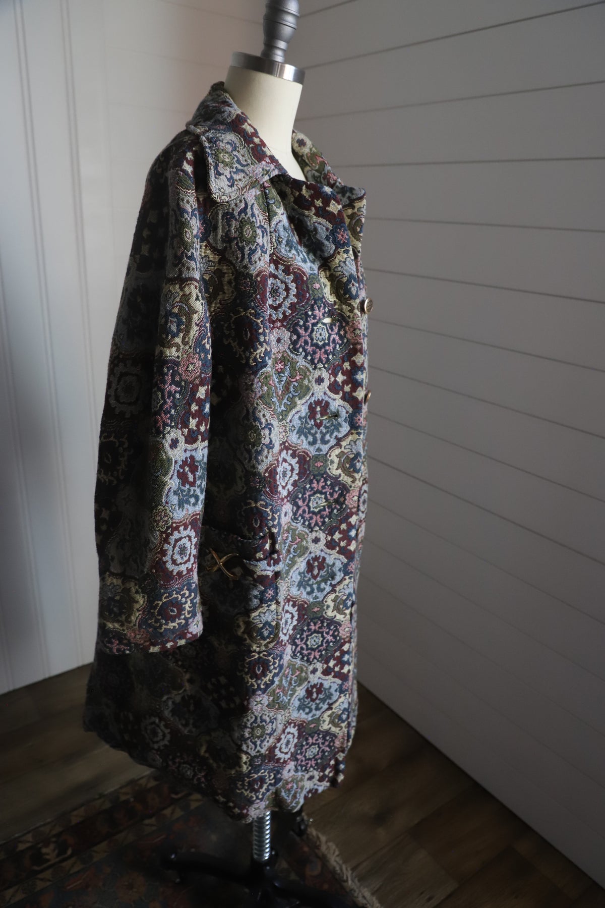 Vintage Fashionbilt tapestry coat