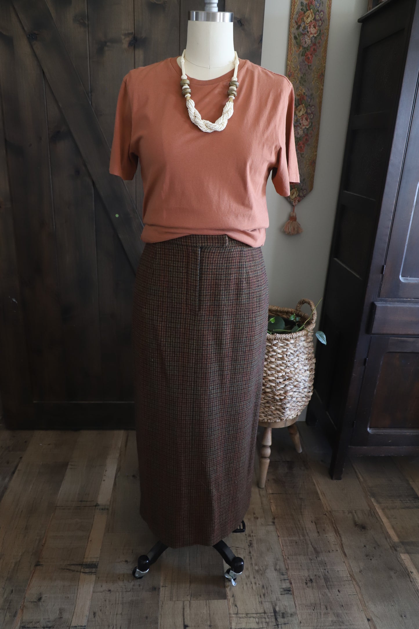 Vintage 90’s Ralph Lauren wool skirt size 16