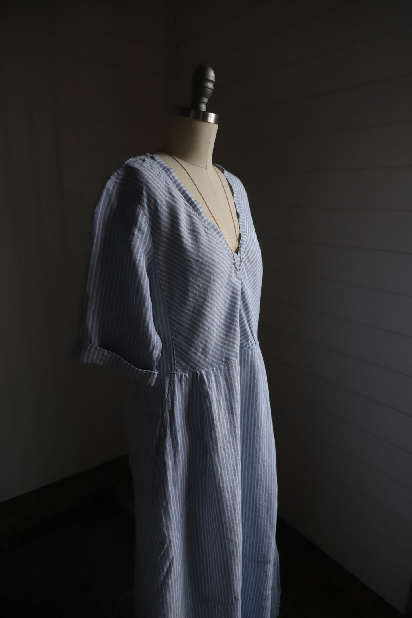 Poetry 100% linen striped dress size 8