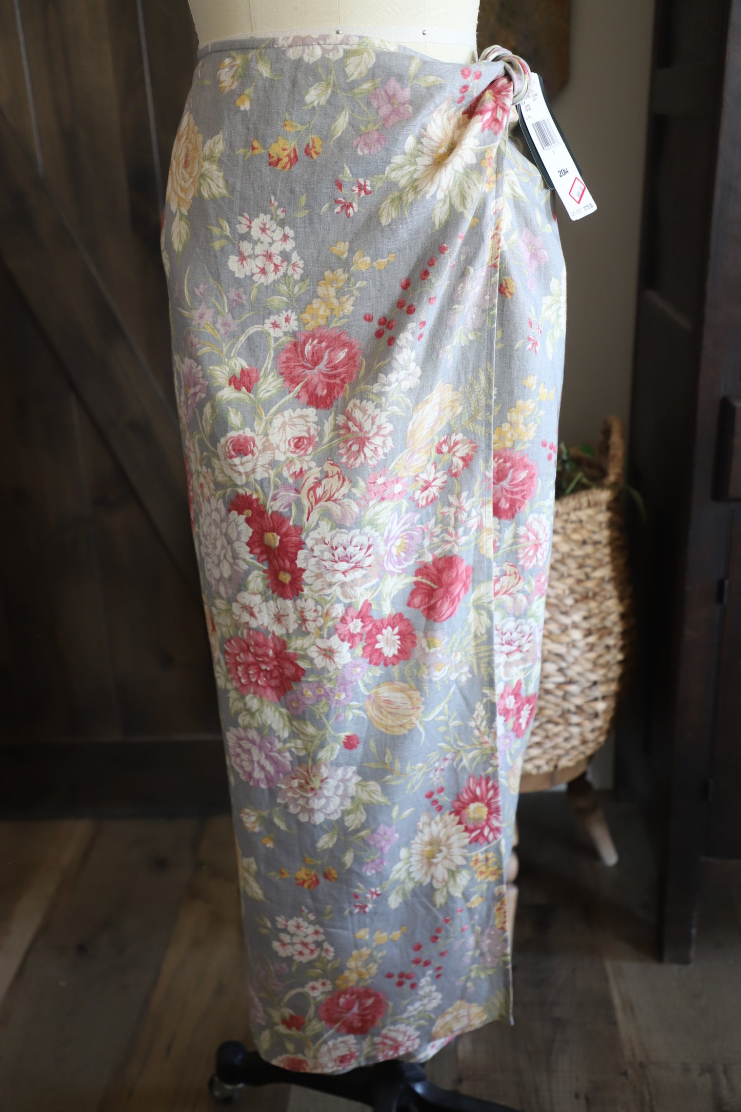 Vintage NWT Ralph Lauren wrap skirt, size 20W