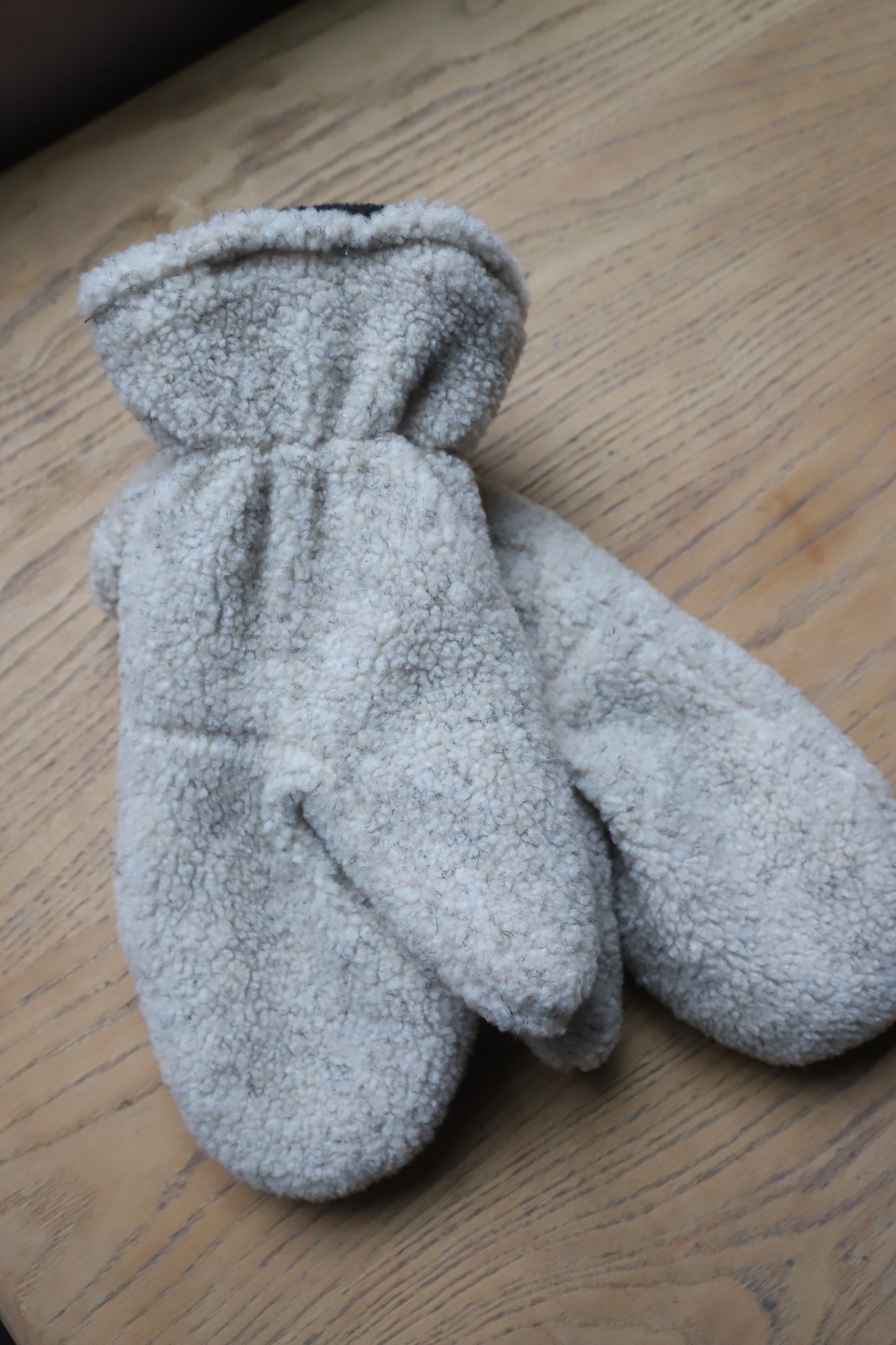 Vintage Talbots Sherpa gloves