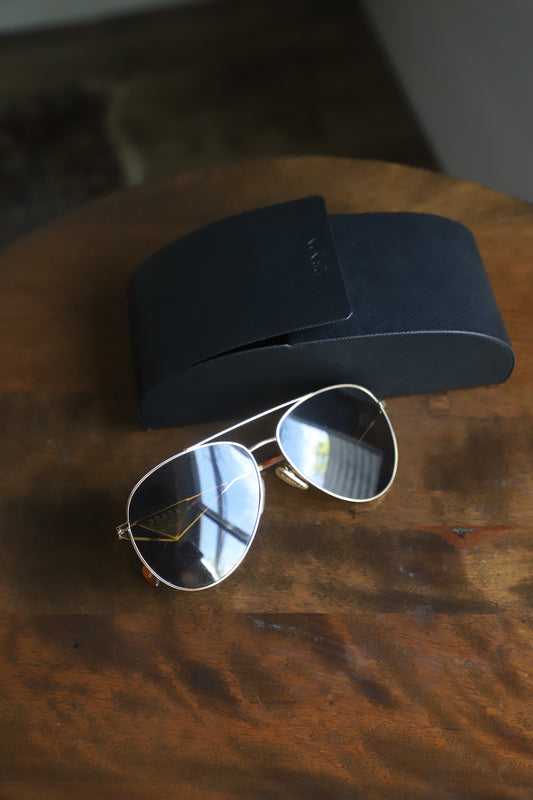 Prada Aviator in gold and tortoise shell