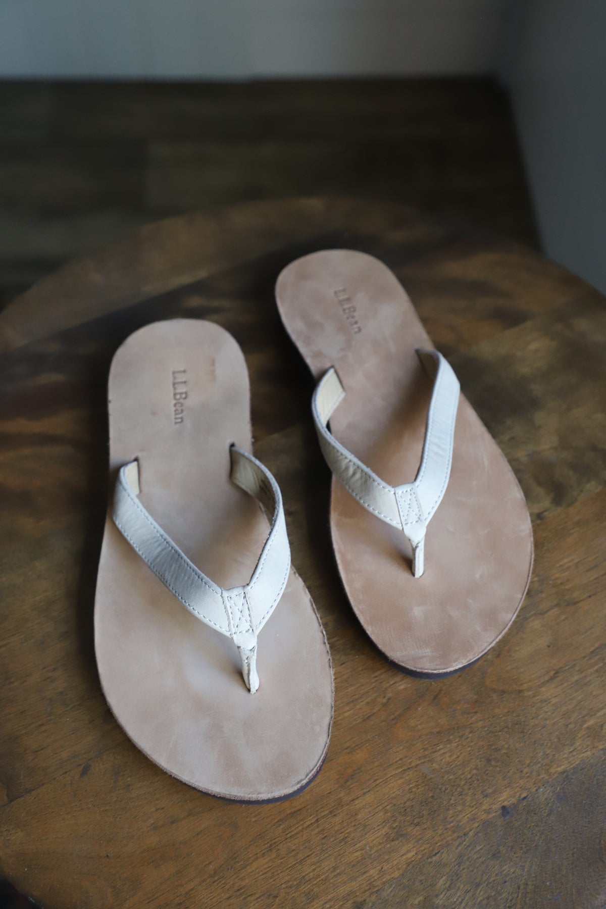 LLBean real leather flip flops size 8
