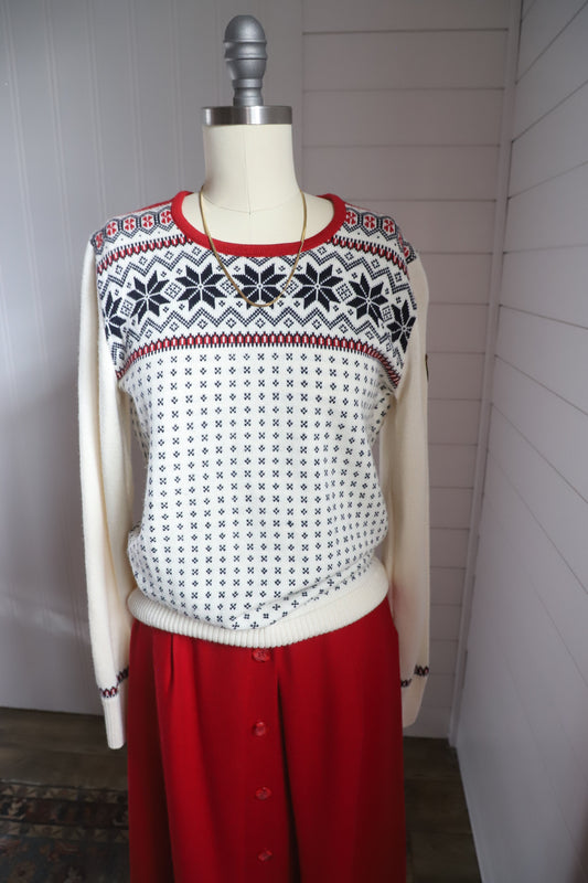 Dale of Norway merino wool sweater size small