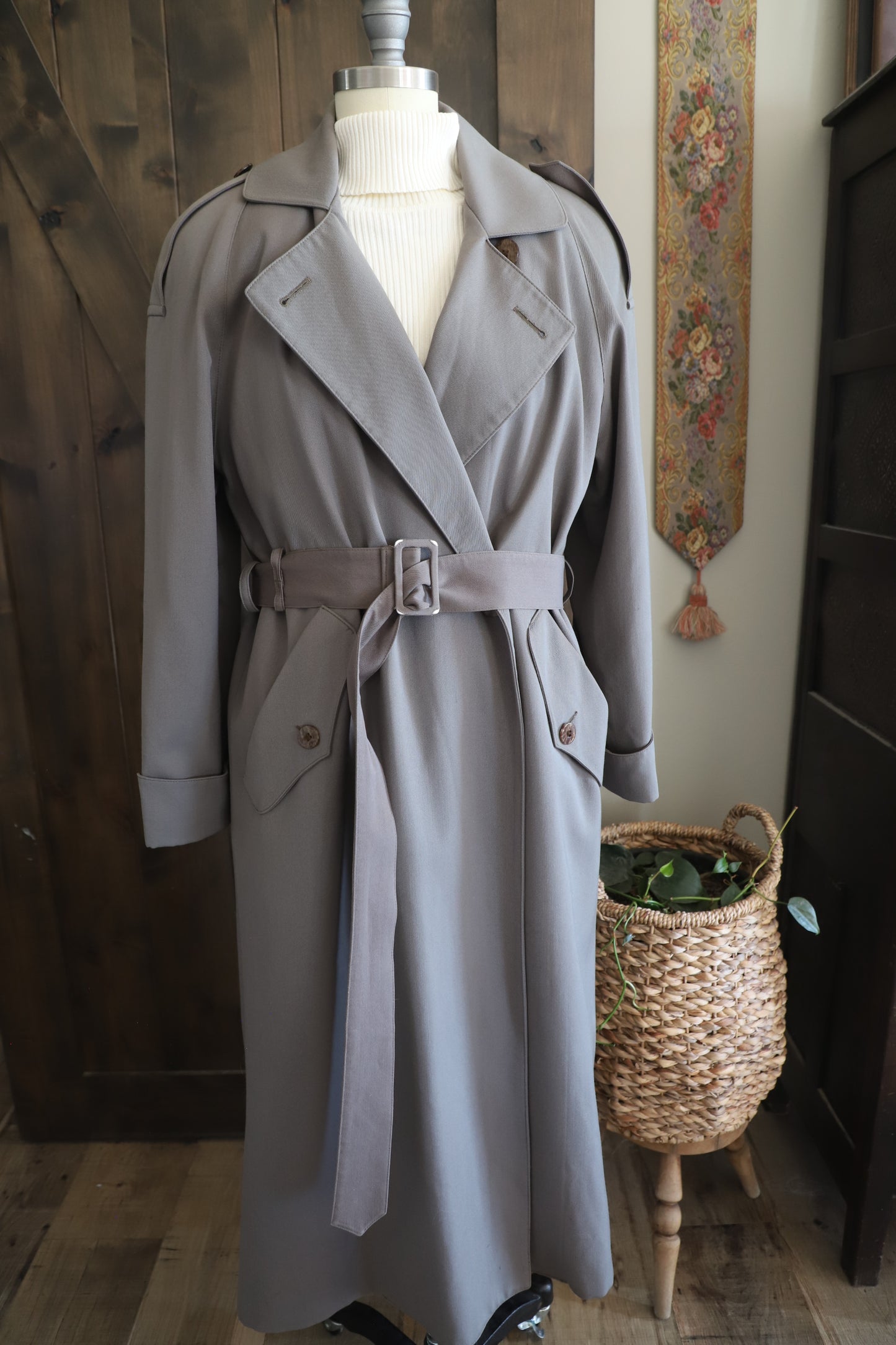 Vintage Jones NY wool trench, M/L