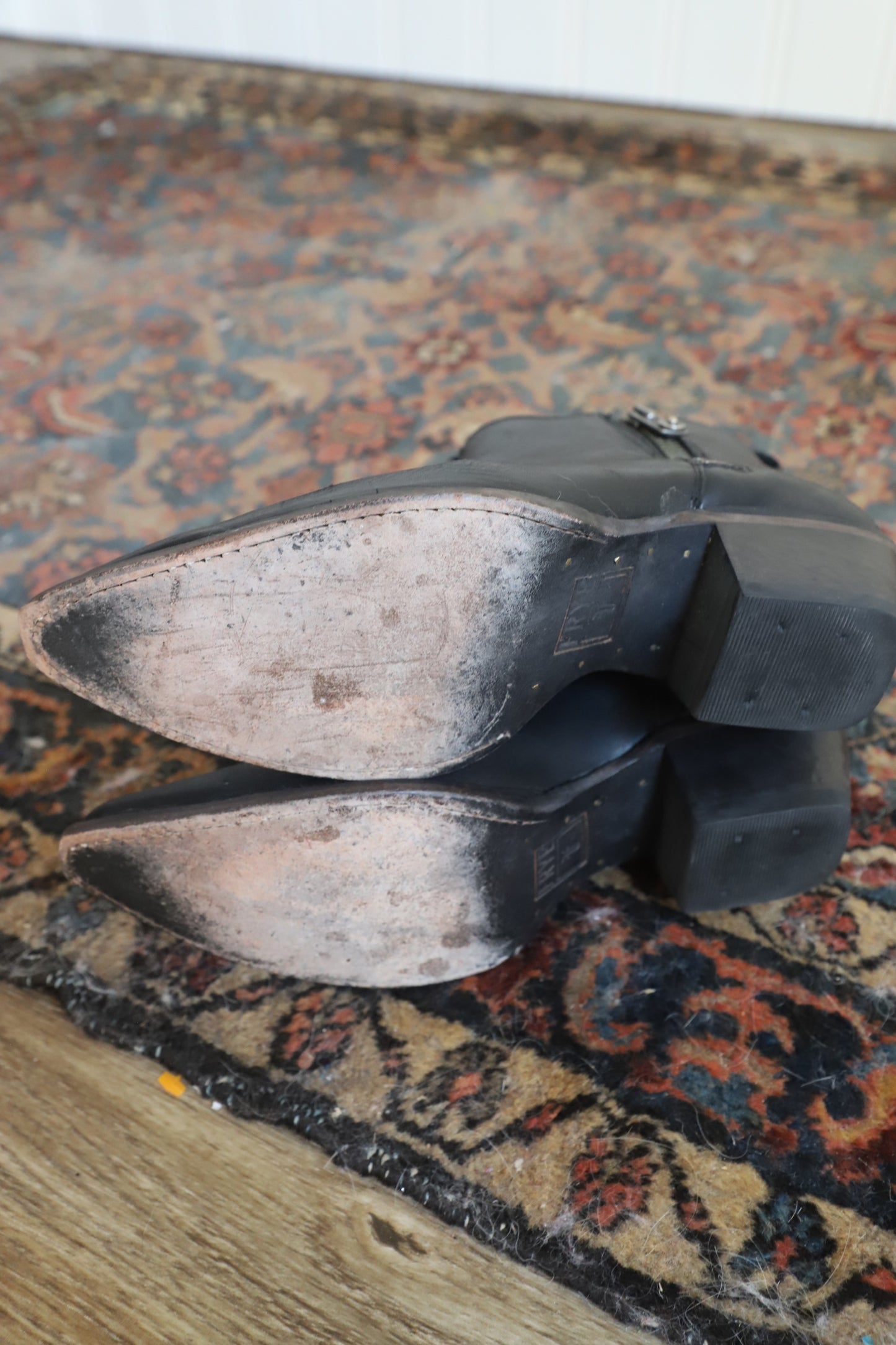 Frye Sacha Moto Short boots size 8