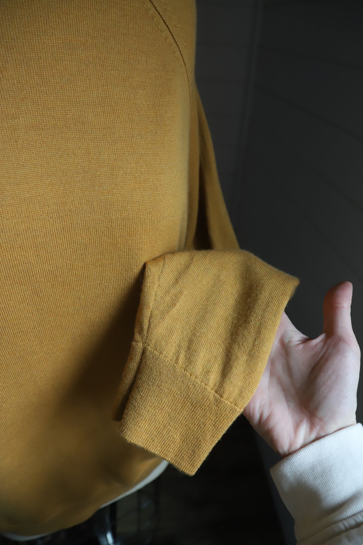 Banana Republic Italian Merino Wool crew neck sweater