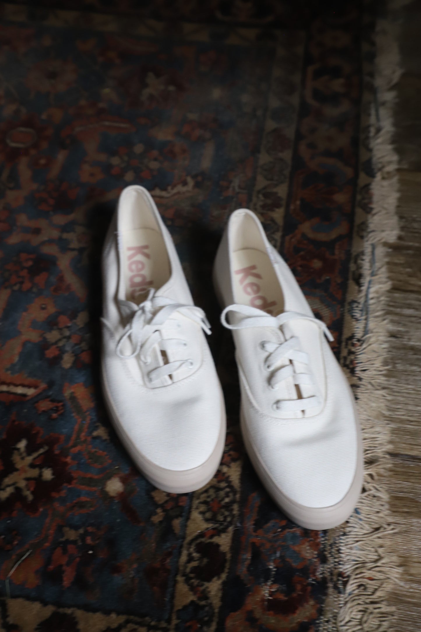 Cream Canvas Ked sneakers size 9