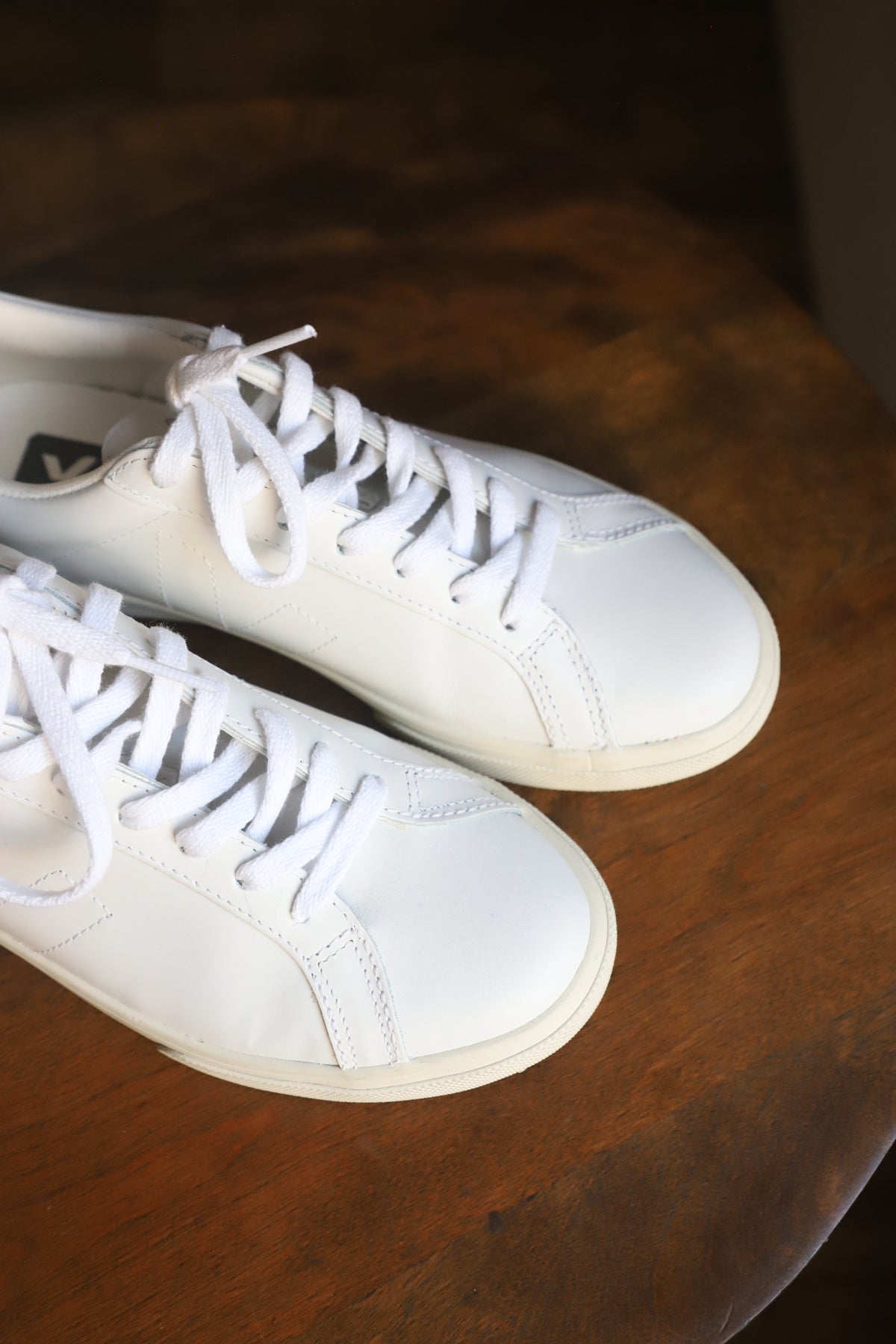 Classic Veja sneakers size 8
