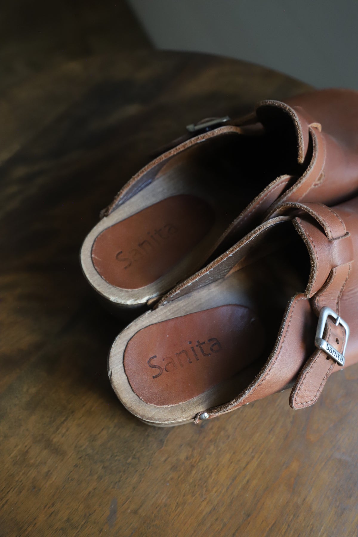 Sanita leather clogs size 40