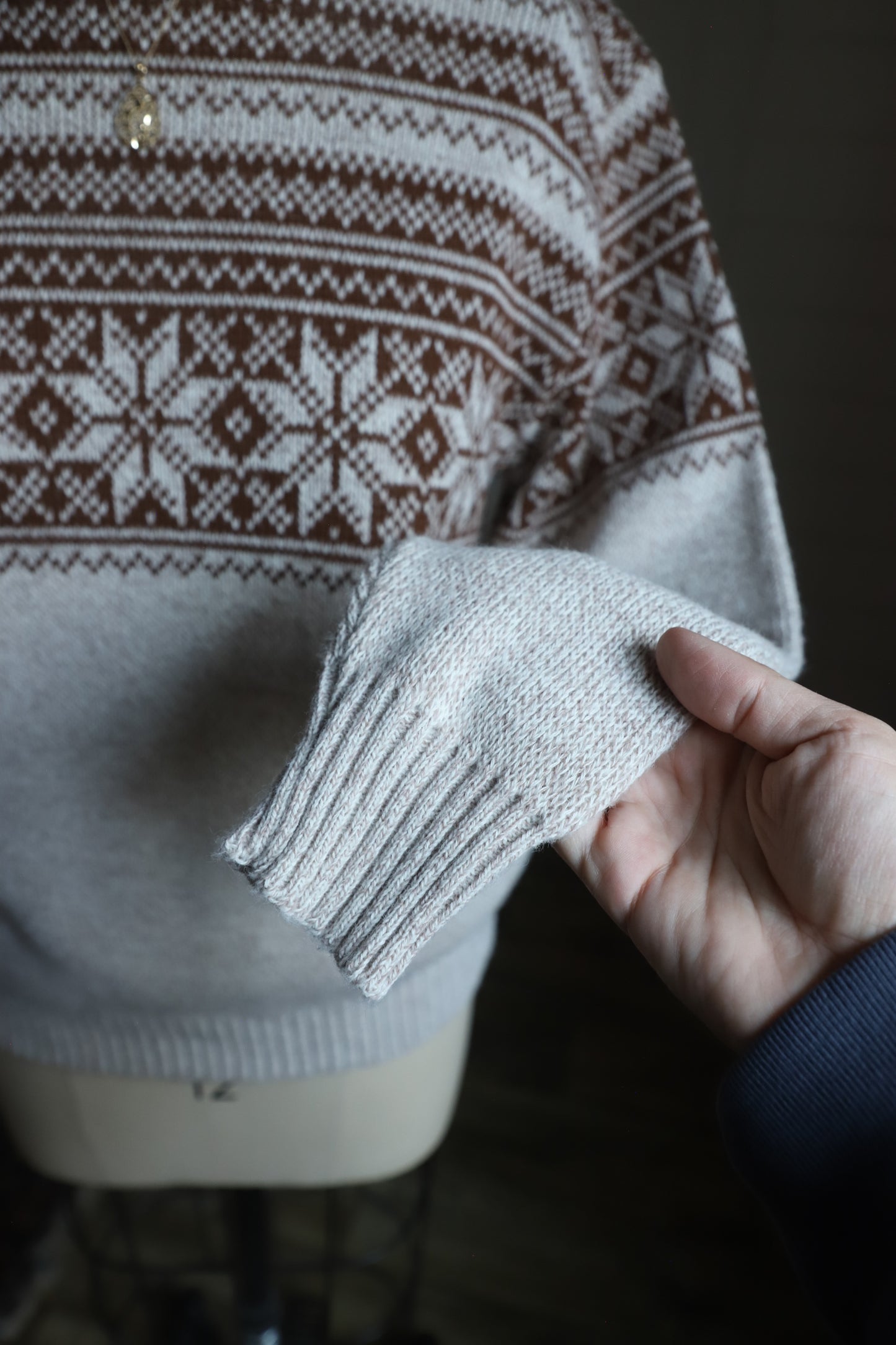 Vintage acrylic sweater size M