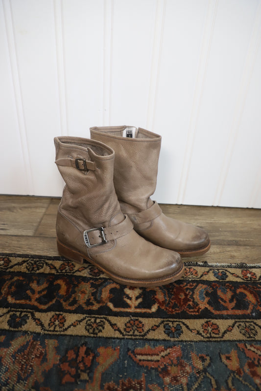Frye lug boots size 7