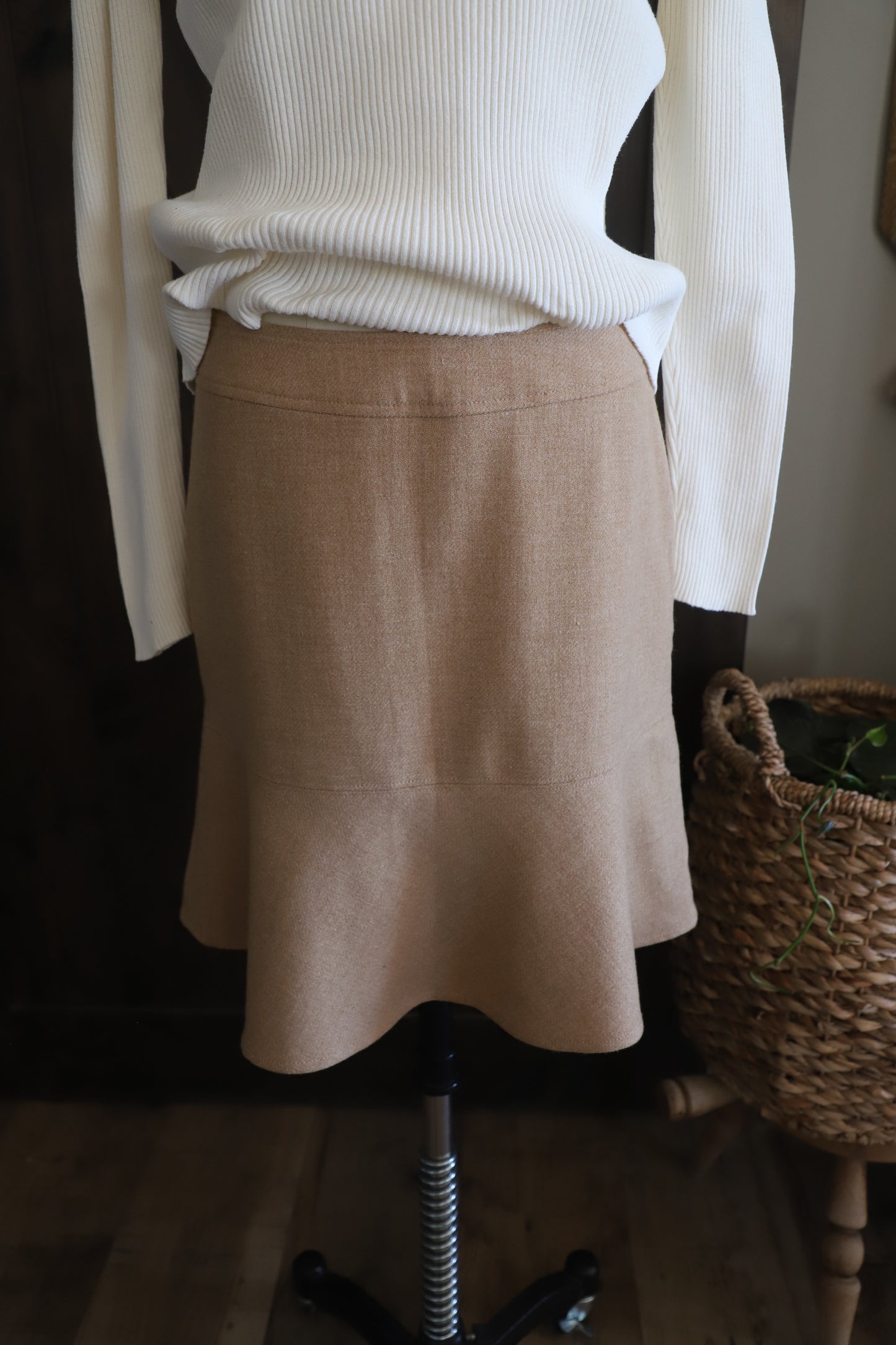 Y2K Gap wool blend skirt, size 4