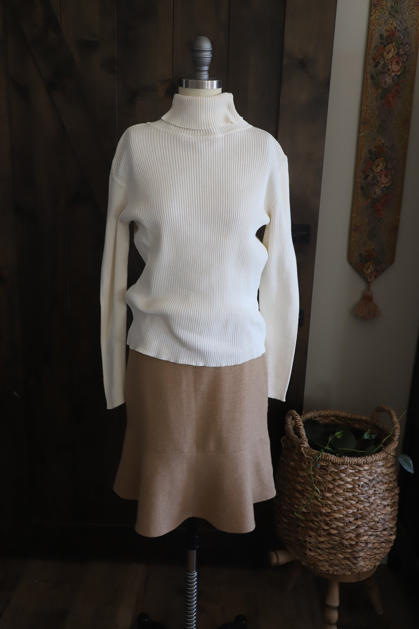 Y2K Gap wool blend skirt, size 4