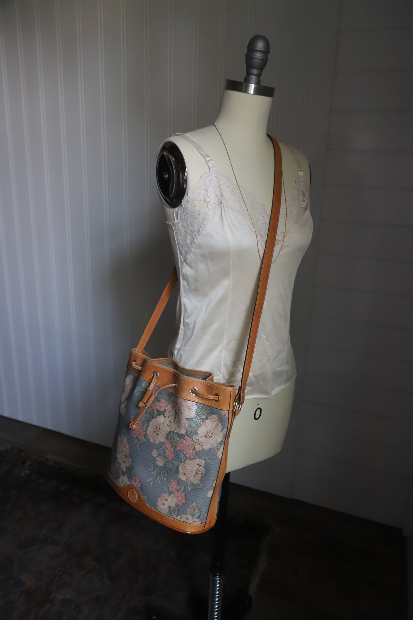 Pierre Balmain vintage 90’s floral bag